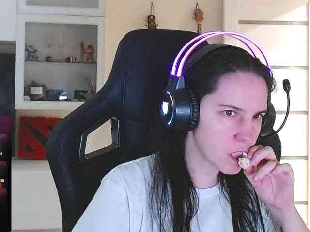 IrwiTomboy webcam