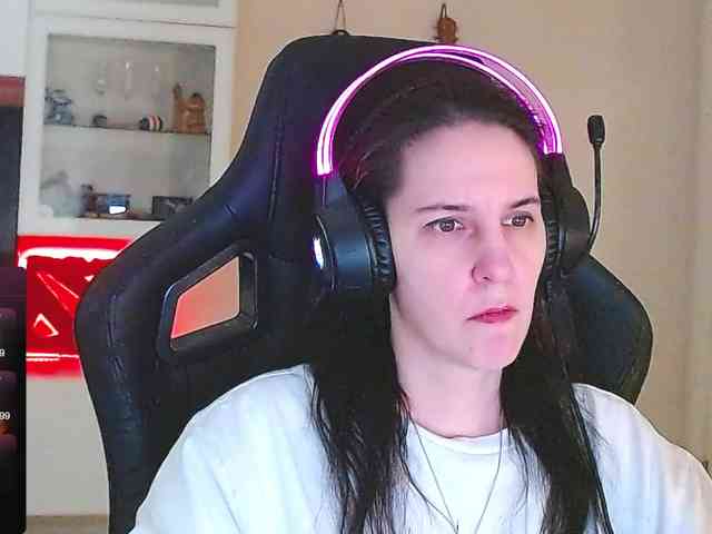 IrwiTomboy webcam