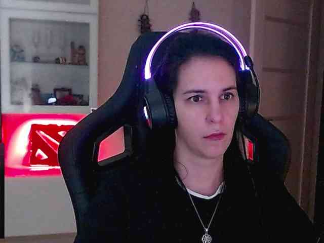 IrwiTomboy webcam