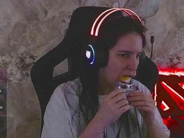 IrwiTomboy webcam