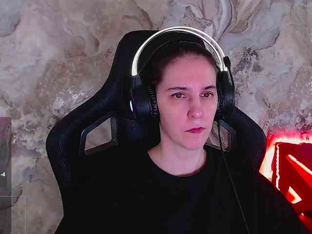 IrwiTomboy webcam