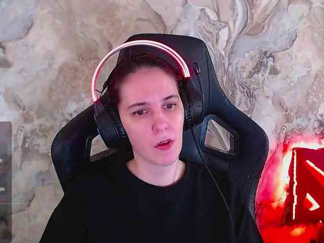 IrwiTomboy webcam