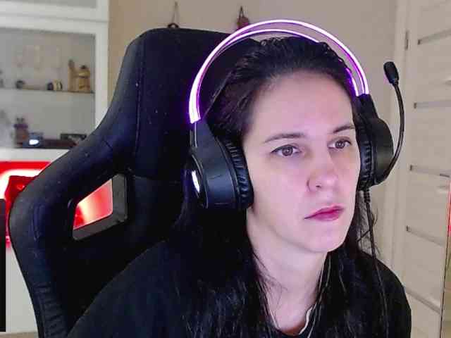 IrwiTomboy webcam