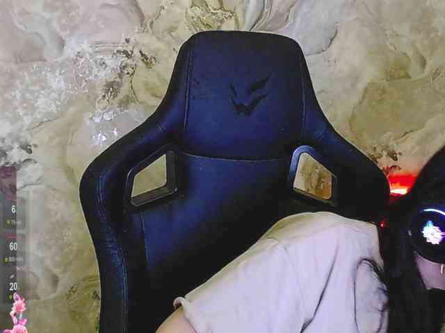 IrwiTomboy webcam