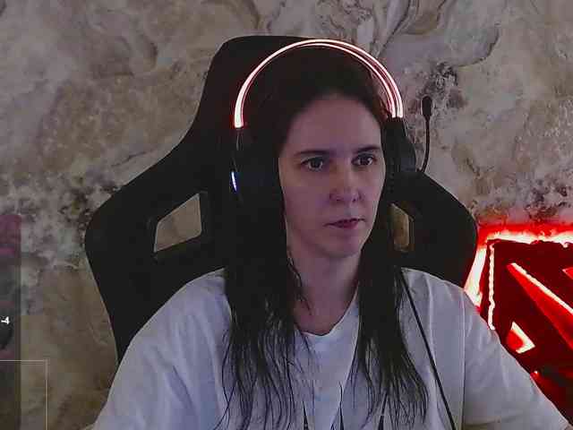 IrwiTomboy webcam