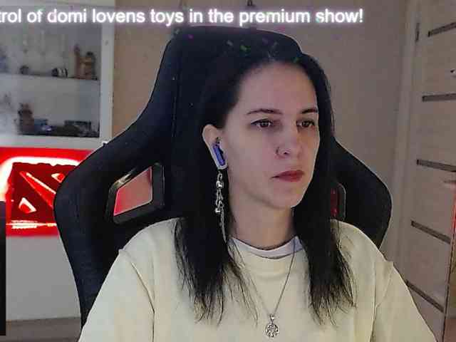 IrwiTomboy webcam