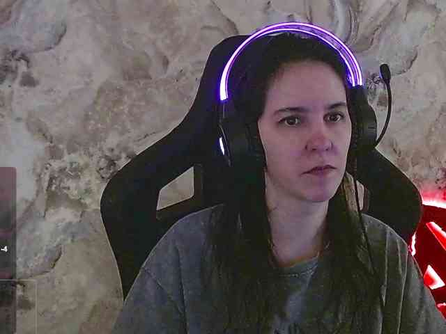IrwiTomboy webcam