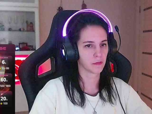 IrwiTomboy webcam