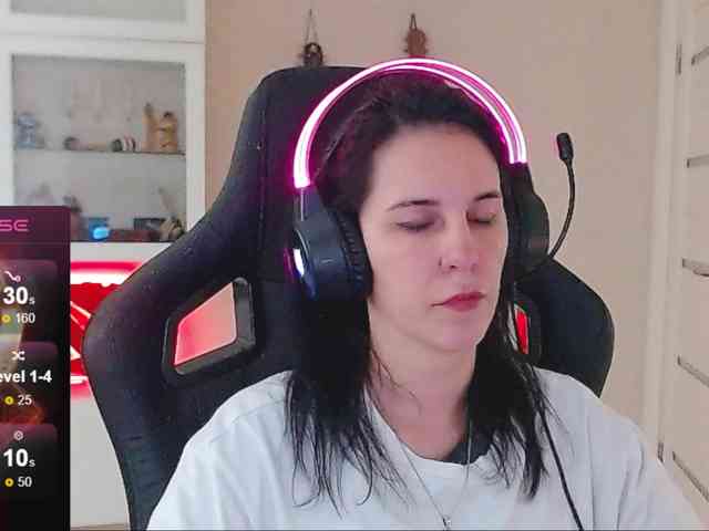 IrwiTomboy webcam