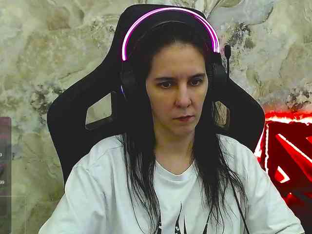 IrwiTomboy webcam