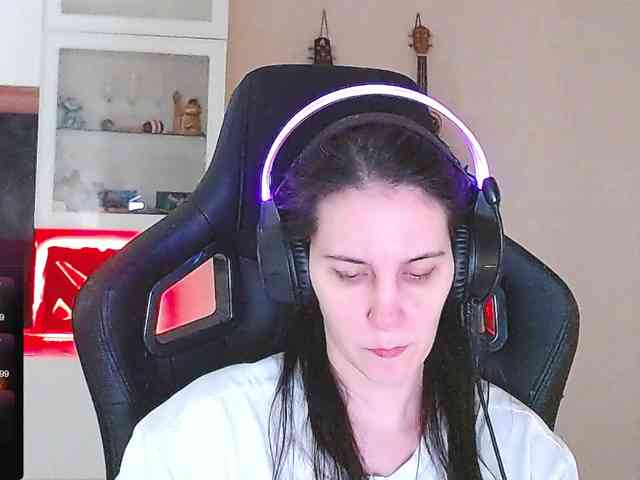 IrwiTomboy webcam