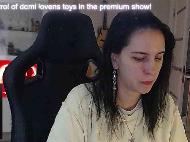 IrwiTomboy webcam