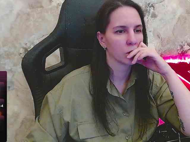 IrwiTomboy webcam