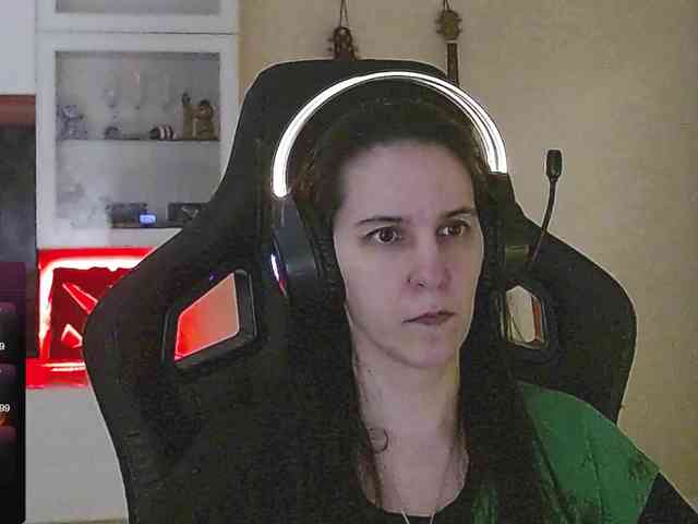 IrwiTomboy webcam