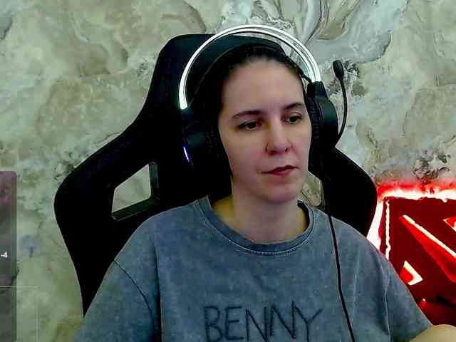 IrwiTomboy webcam