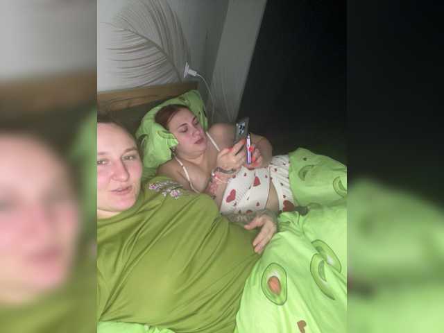 Olesya4515 live cam on BongaCams