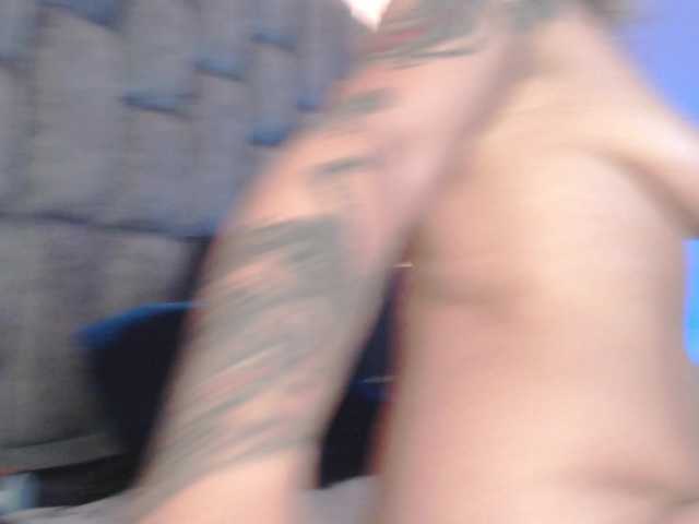 melo-debora1 live cam on BongaCams