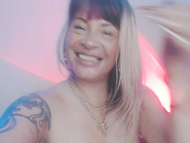 melo-debora1 live cam preview