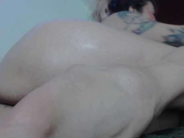 melo-debora1 live cam on BongaCams