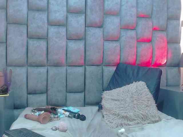 melo-debora1 Live Webcam on BongaCams