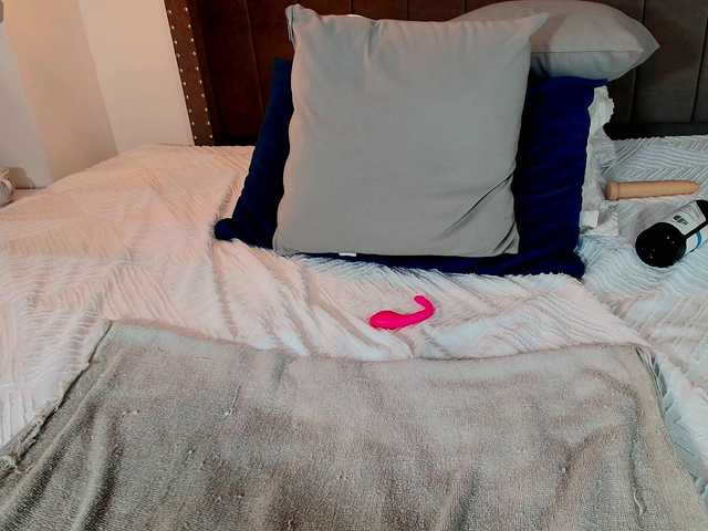 AriaDelune's BongaCams show and profile