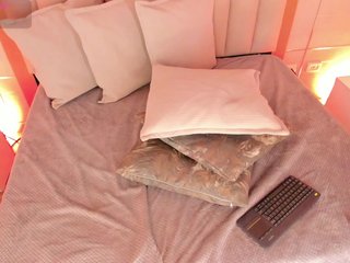 TahliaMoreau's Live Webcam