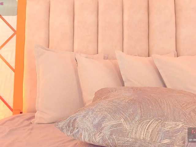 TahliaMoreau live cam on BongaCams