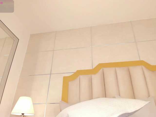 TahliaMoreau live cam on BongaCams