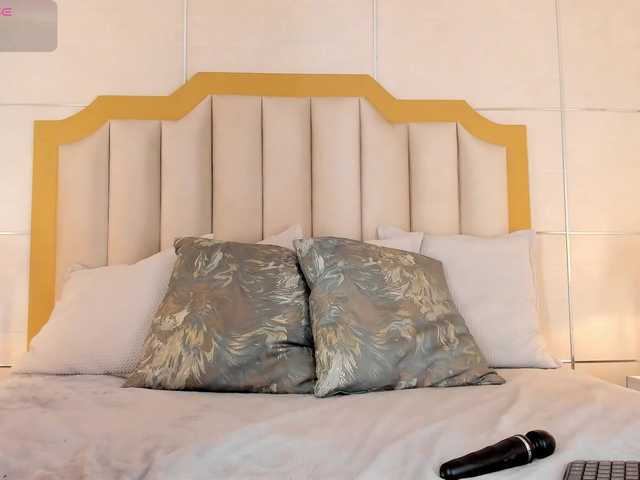 TahliaMoreau's BongaCams show and profile