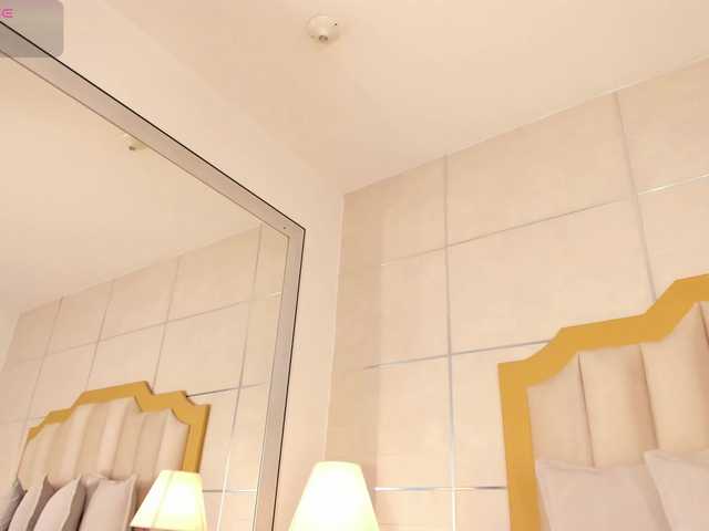 TahliaMoreau live cam on BongaCams