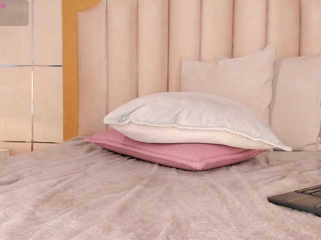 TahliaMoreau live webcam show