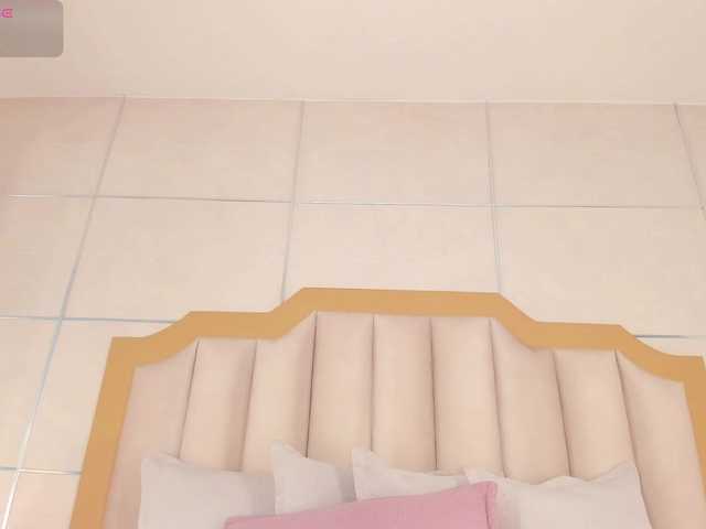 TahliaMoreau live cam on BongaCams