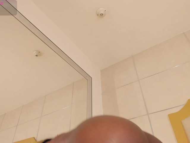 TahliaMoreau live cam on BongaCams
