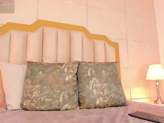 TahliaMoreau live cam on BongaCams