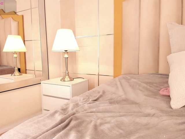 TahliaMoreau live webcam show