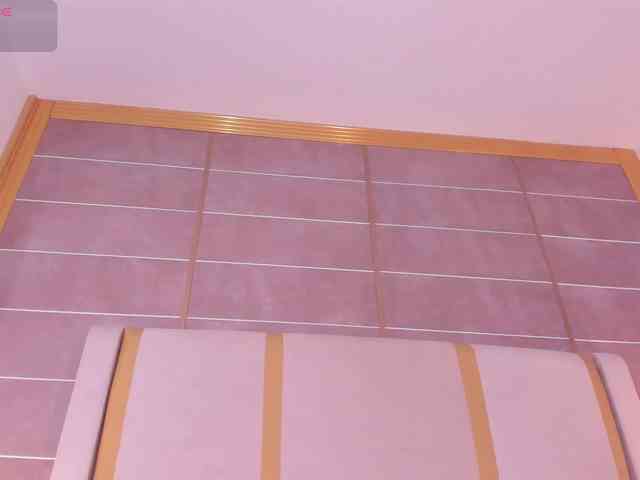 TahliaMoreau webcam