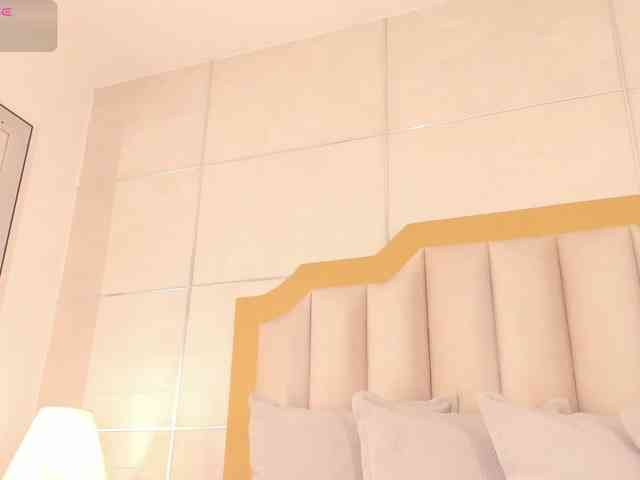 TahliaMoreau webcam