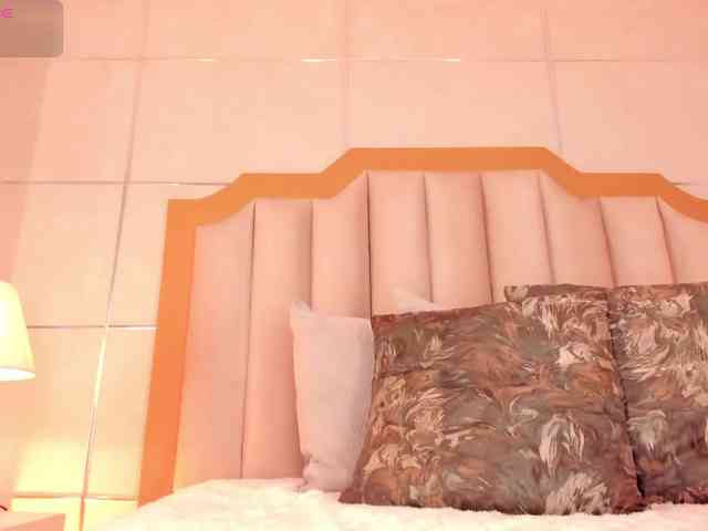 TahliaMoreau webcam