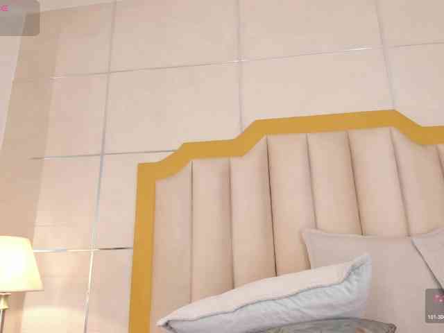 TahliaMoreau webcam