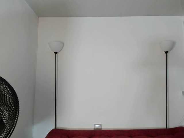 Hot-fetish69 live cam preview