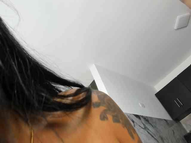 Hot-fetish69 webcam