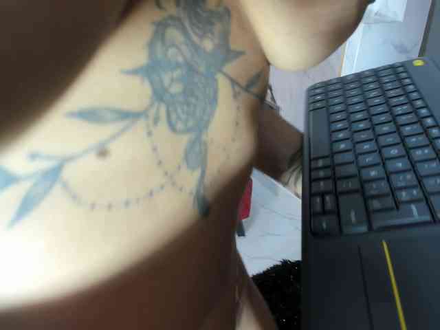 Hot-fetish69 webcam