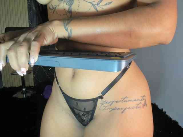 Hot-fetish69 webcam