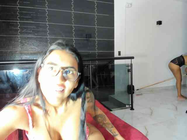 Hot-fetish69 webcam