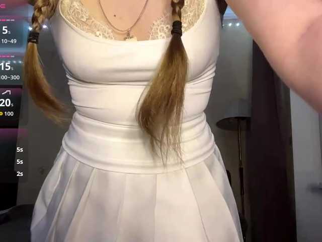 AlisiaBurgs's BongaCams show and profile