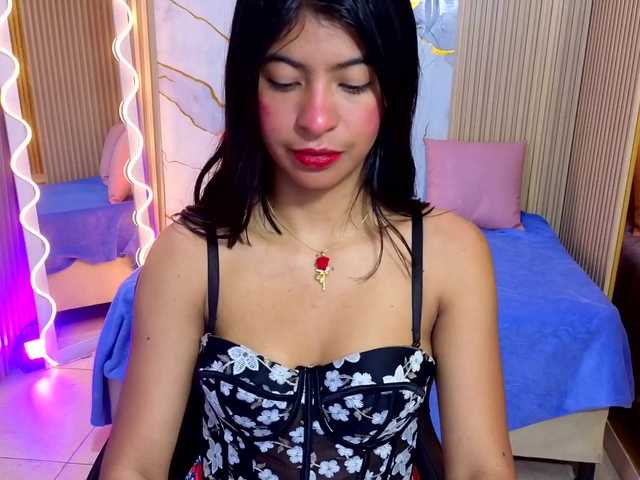 Sandyy-tay live cam on BongaCams