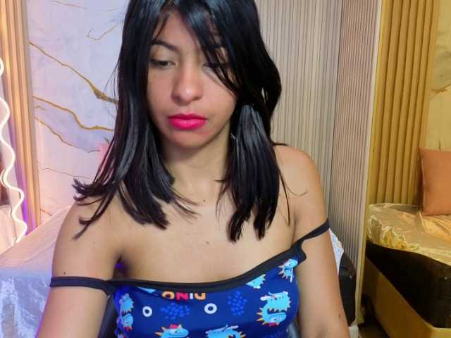 Sandyy-tay live cam on BongaCams