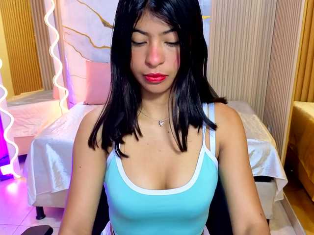 Sandyy-tay live cam on BongaCams