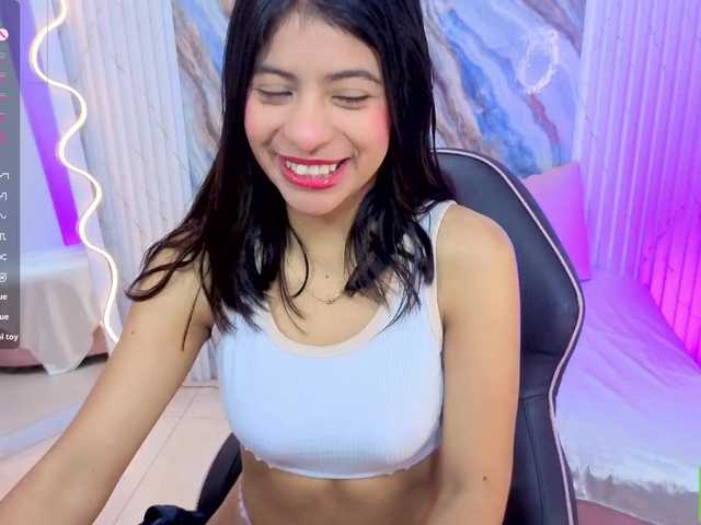 Sandyy-tay live cam on BongaCams