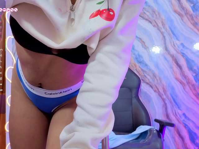 Sandyy-tay live cam on BongaCams
